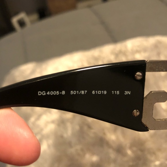 Dolce and Cabanna sunglasses - Picture 4 of 6